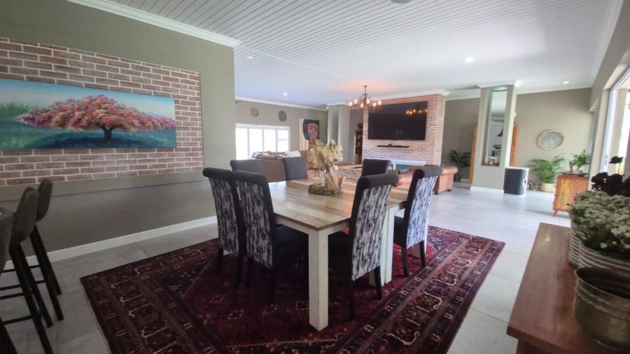 To Let 6 Bedroom Property for Rent in Num Num Cape Estate Western Cape